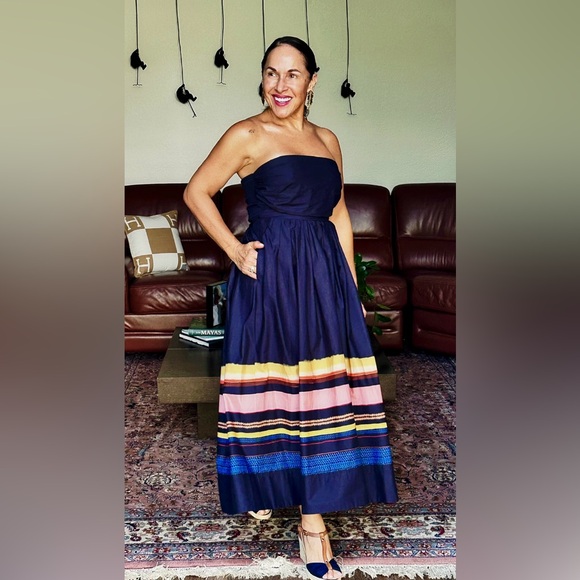 Blue dress - Picture 1 of 7